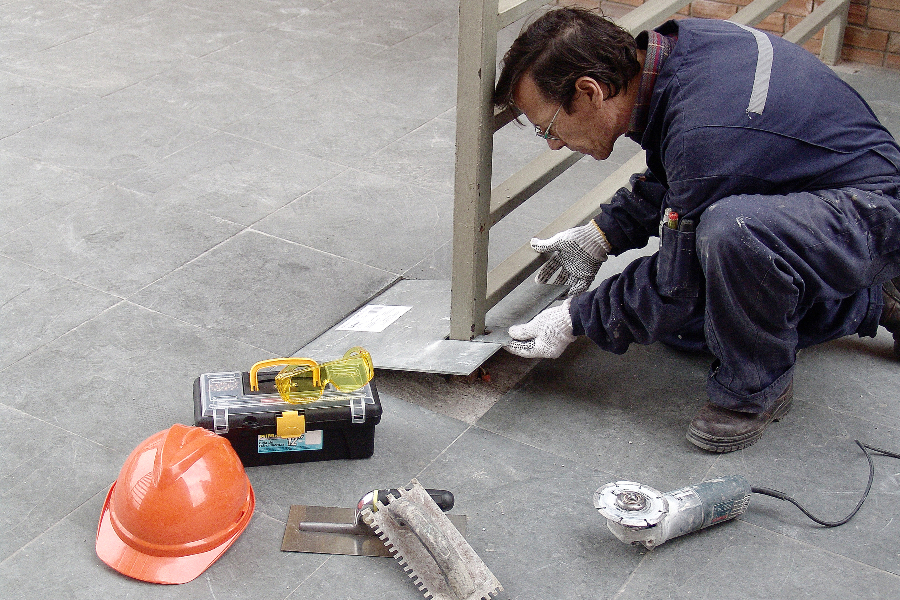 Conozca los morteros autonivelantes: Fundamentales antes de revestir  cualquier piso - La Cuarta Constructor